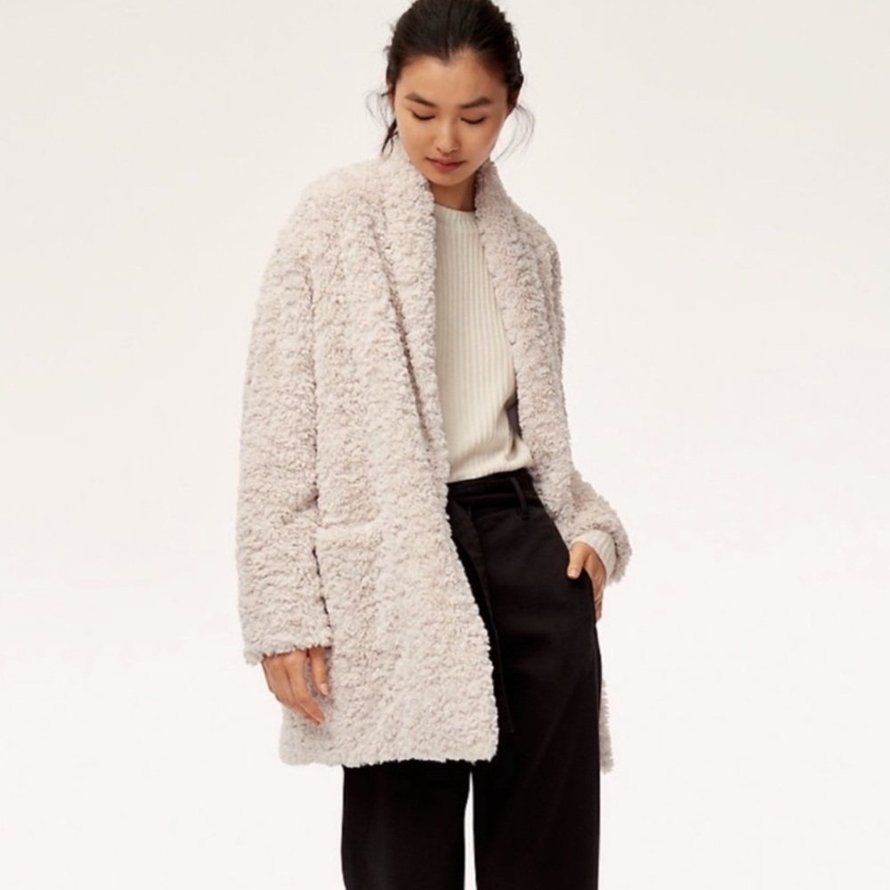 Aritzia Wilfred free Plush Jacket Cardigan XS teddy coat